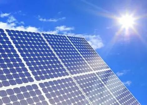 英囯人 東方人太聰明,發電站放幾千只羊,輕松解決一世界性難題 太陽能發電技術服務